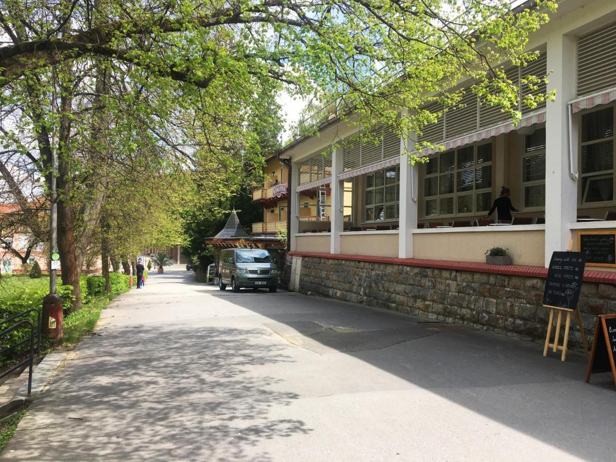 Vila Lužné Luhačovice Exteriér fotografie