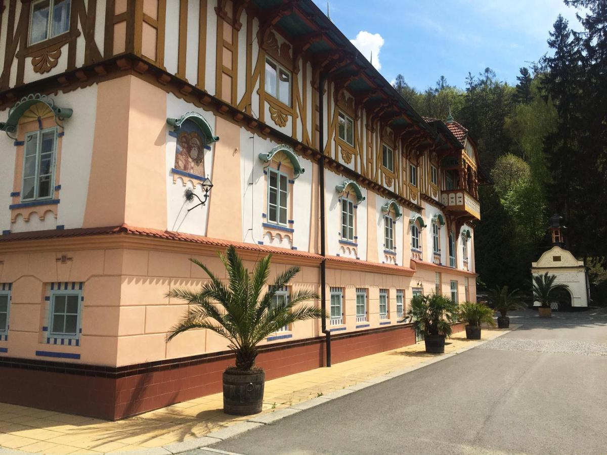 Vila Lužné Luhačovice Exteriér fotografie